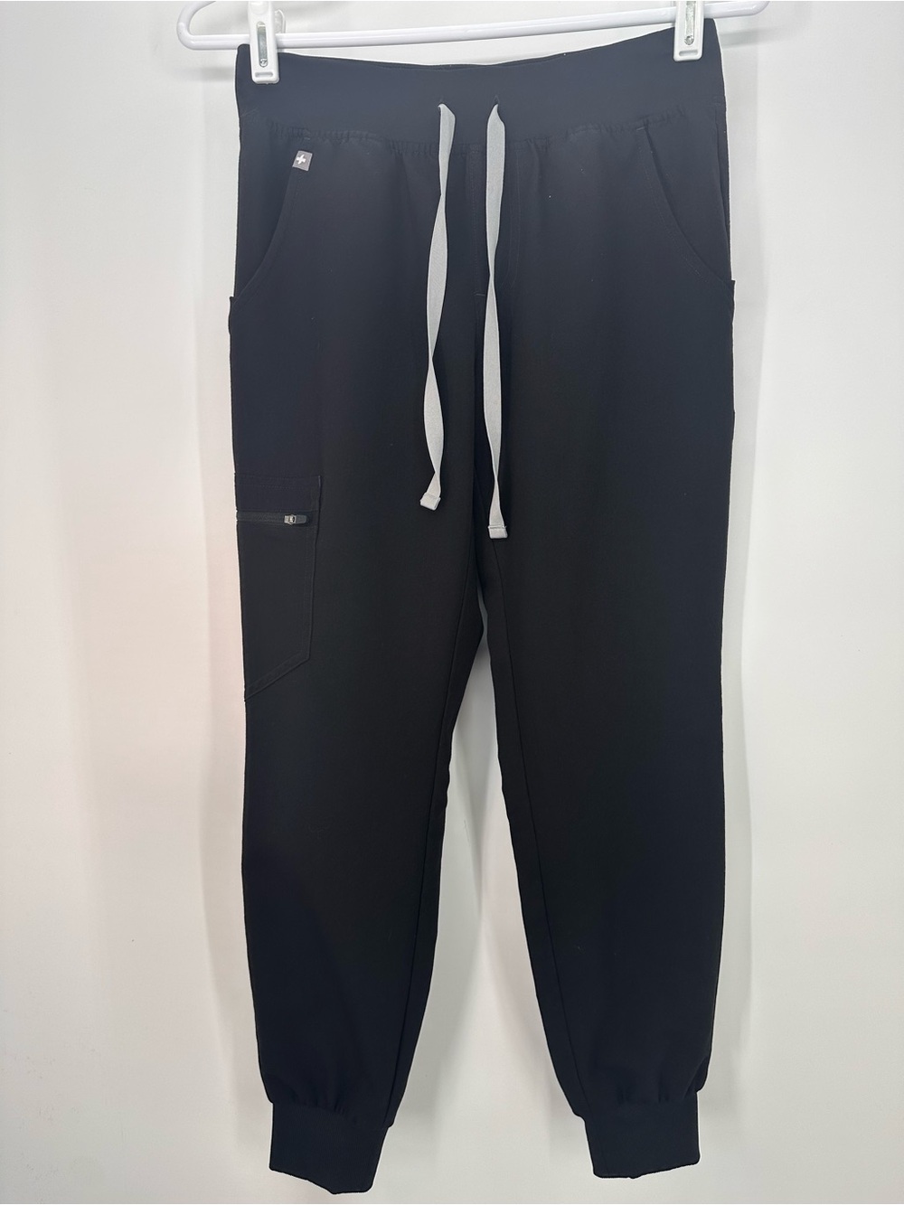 Figs Women’s Black Zamora Jogger Scrub Pant